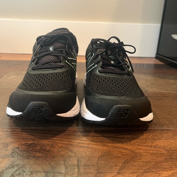 New Balance Women's 840 V5 Running Shoe; Size 9 - Picture 8 of 9